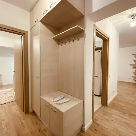 1bdr Charming With Garden Διαμέρισμα