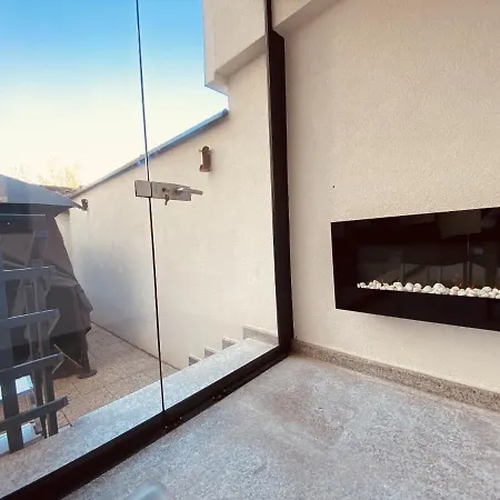 1bdr Charming With Garden * Bukarest