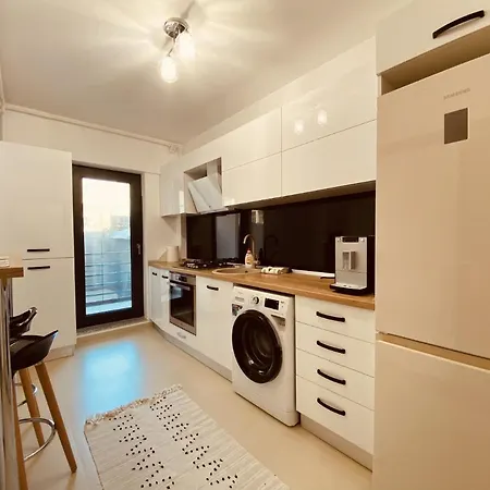 1bdr Charming With Garden Apartment *